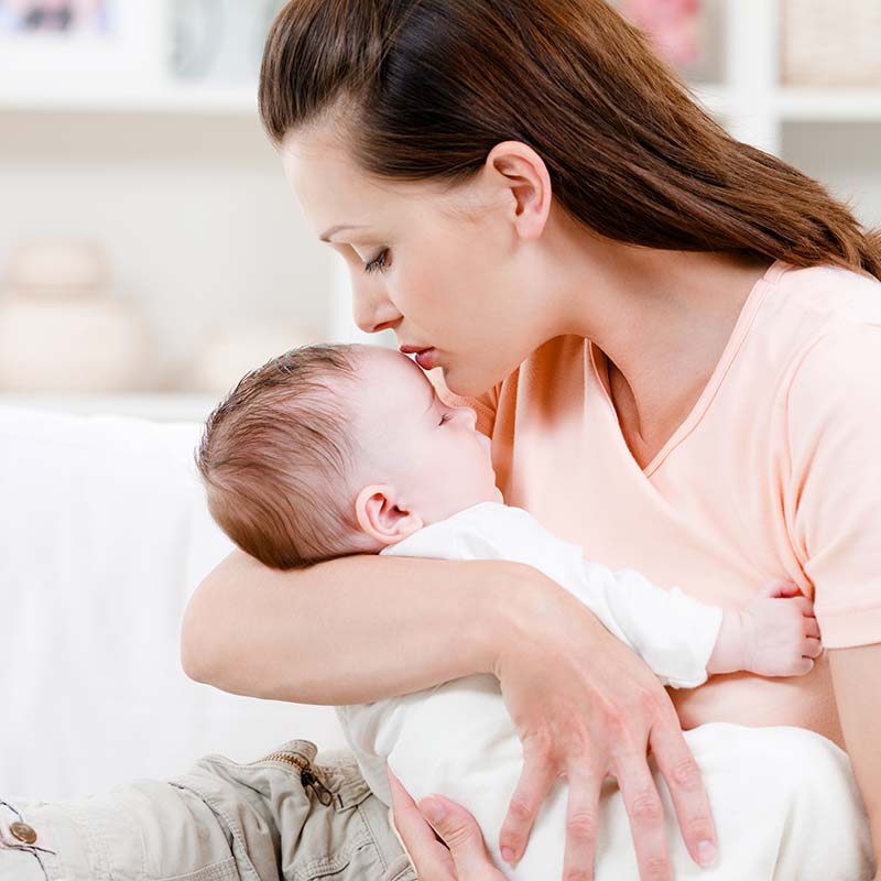 Mamma, insegnami a dormire. I consigli di una fata della nanna per notti  serene e bimbi felici : De Luca, Rondine: : Libri